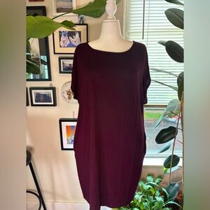 Universal Standard Helen Liquid Jersey Shift Dress - Black Cherry